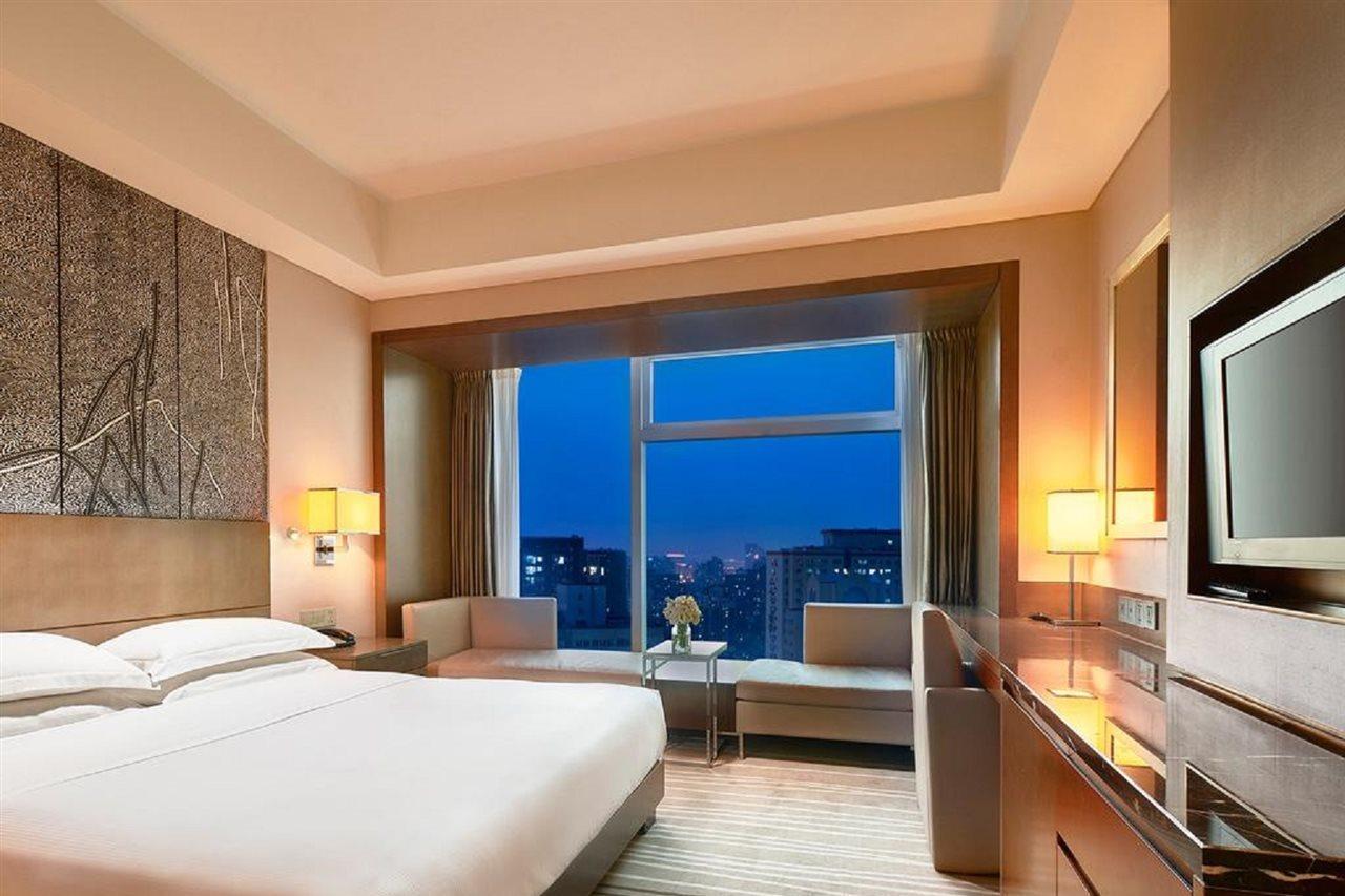 Doubletree By Hilton Beijing Hotel ภายนอก รูปภาพ