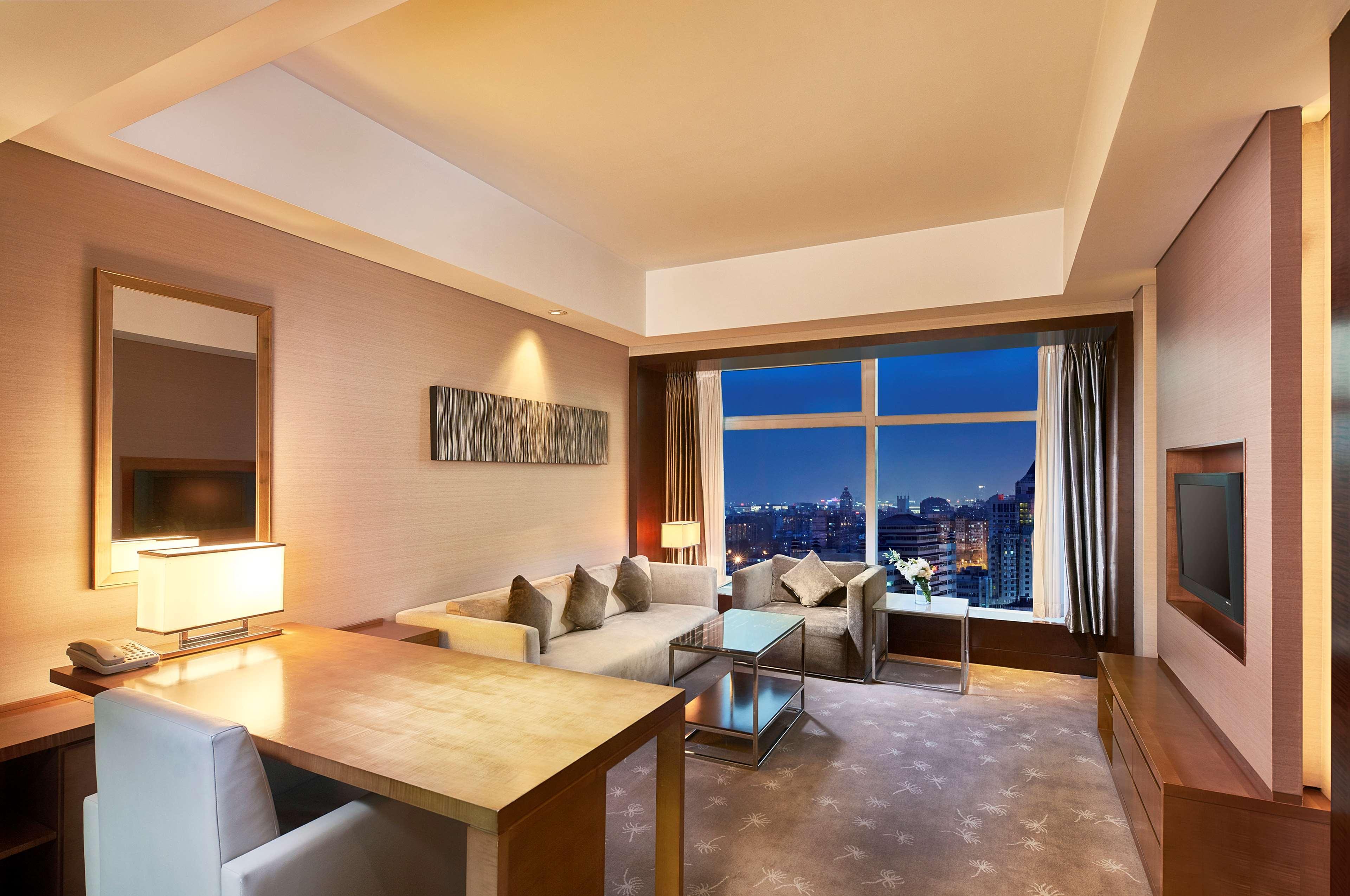 Doubletree By Hilton Beijing Hotel ภายนอก รูปภาพ