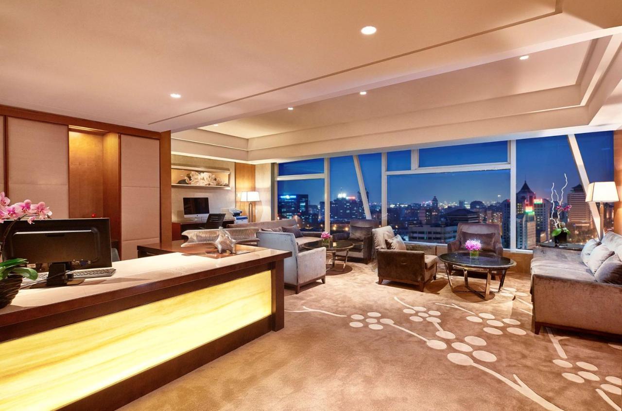 Doubletree By Hilton Beijing Hotel ภายนอก รูปภาพ